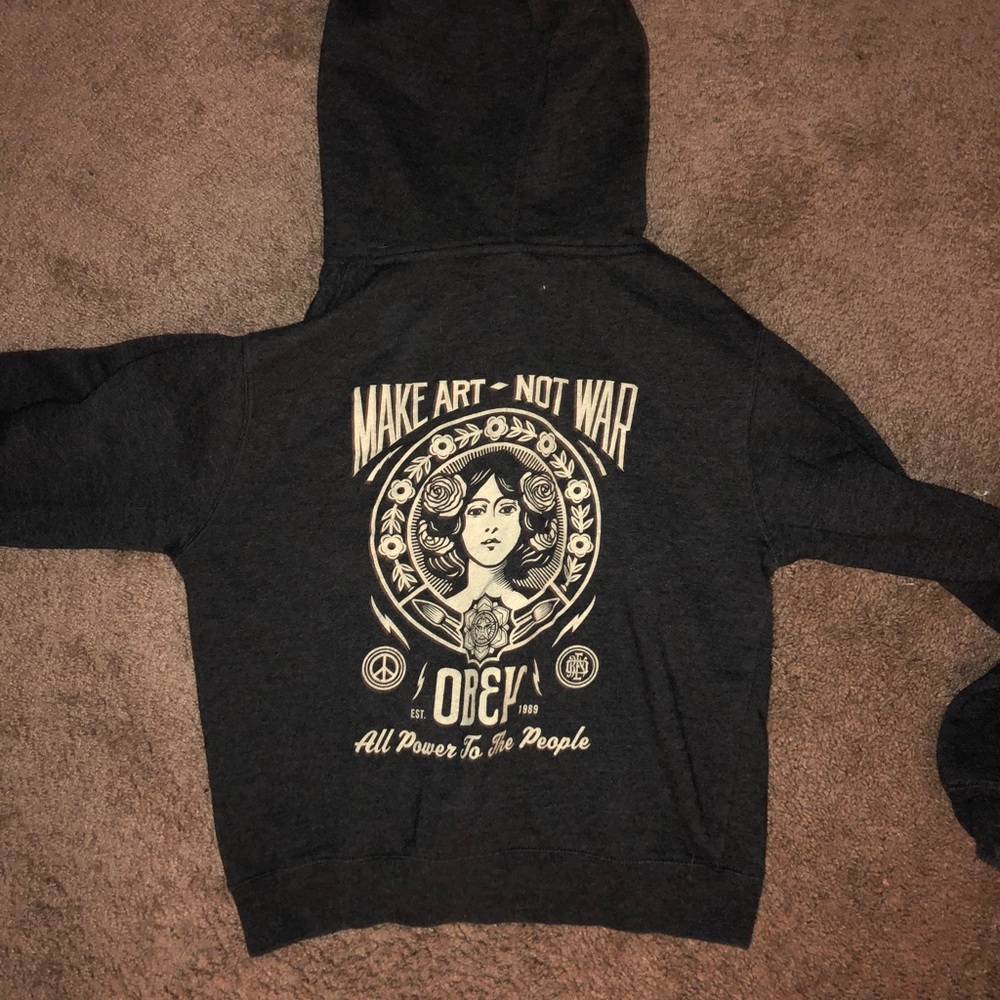 obey sweatshirt